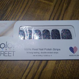 Color Street Broadway Glimmer Nail Set
